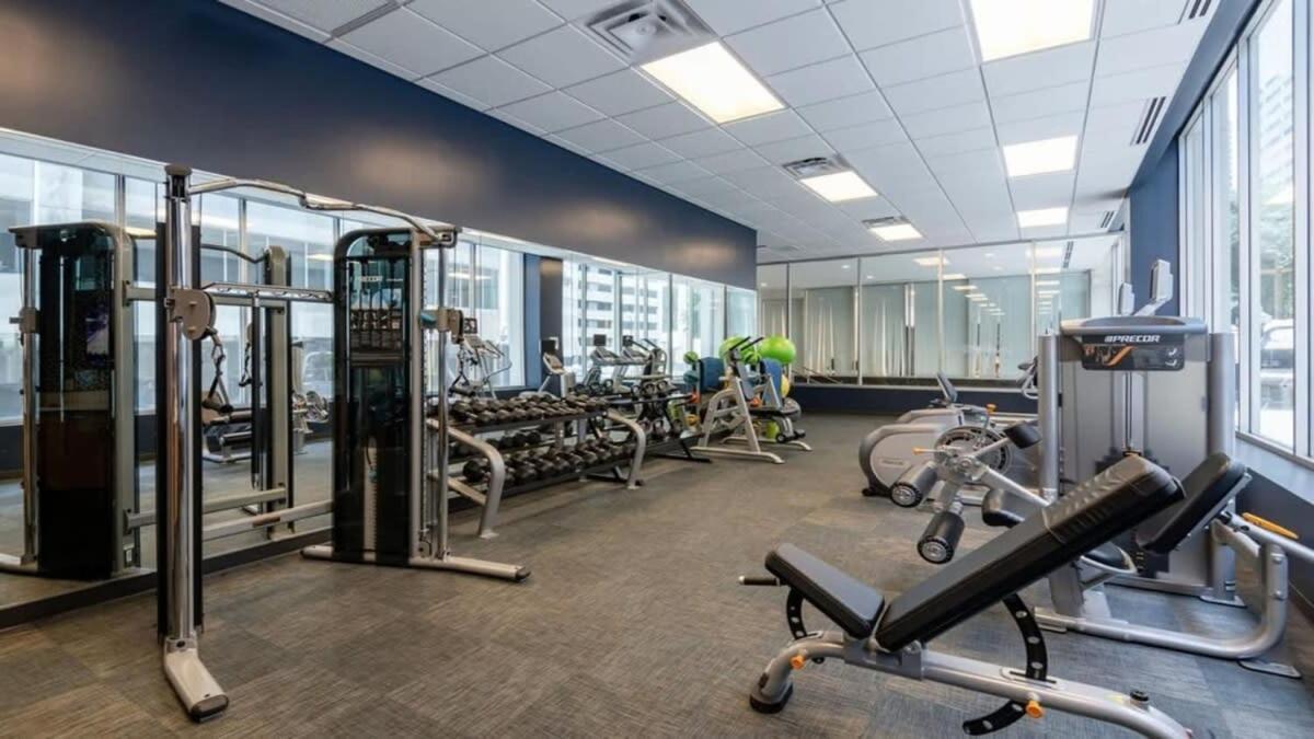 Downtown Dallas Cozysuites With Gym #6 المظهر الخارجي الصورة